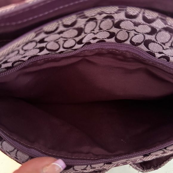 Coach Signature Messenger Bag Purple Crossbody - Picture 15 of 16